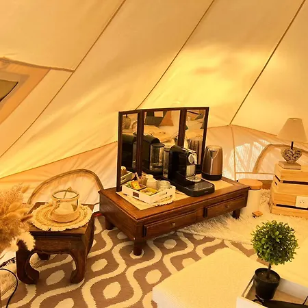 Luxury tent Tente Mfg Chez C&c, Exclusivement Reservee Aux Adultes